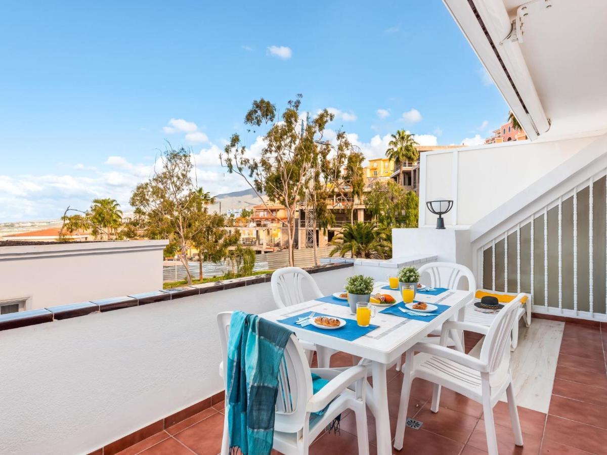 Appartement C103 Big Terrace, Pool! *